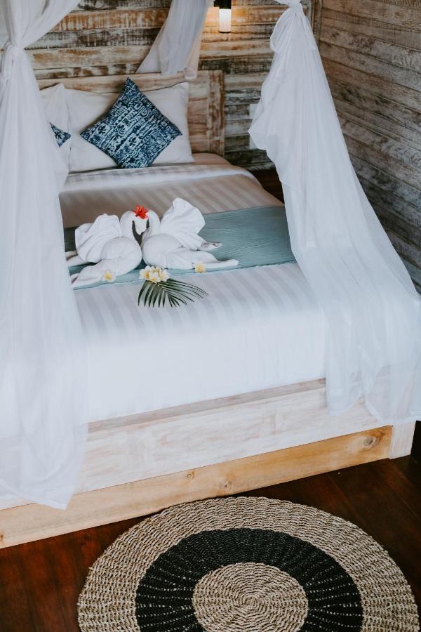 Lanussa Hill Villa Lembongan Esterno foto